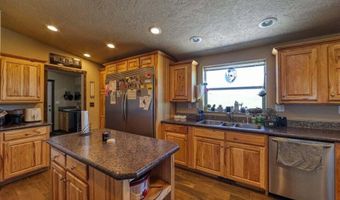 134 Warbonnet Dr, Banner, WY 82832