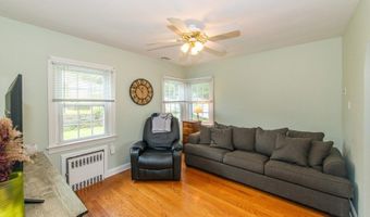 112 Main St, Bayonne, NJ 07035