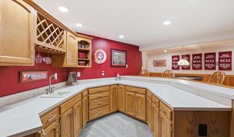 6040 White Ash Ct, Avon, IN 46123