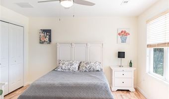 27 Streamview Dr, Cumberland, RI 02864