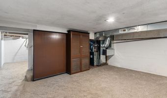 6023 CHINQUAPIN Pkwy, Baltimore, MD 21239