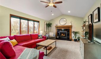 601 24th St NW, Austin, MN 55912