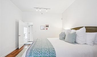 25 Water St 101, East Greenwich, RI 02818