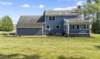 3 Cedar Hill Dr, Acushnet, MA 02743