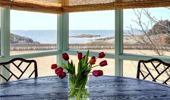 6 Price's Cove Ave, Newport, RI 02840