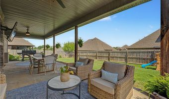4202 SW Acres Ave, Bentonville, AR 72713