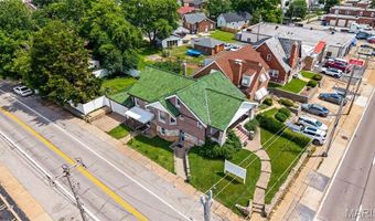 8923 Gravois Rd, Affton, MO 63123