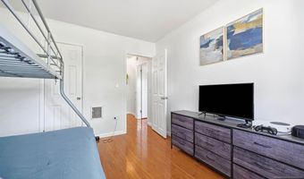 120 Johnson Ave, Bergenfield, NJ 07621
