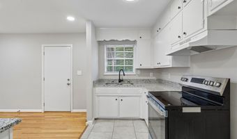 5800 LONGVIEW Dr, Adamsville, AL 35005
