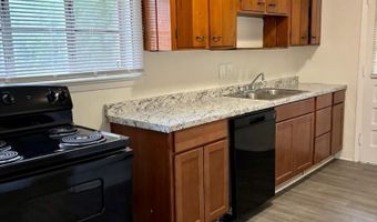 1424 Wembley Dr, Charlotte, NC 28205