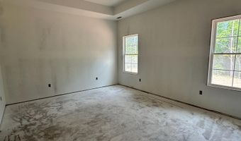 16 Somerset Dr, Appomattox, VA 24522