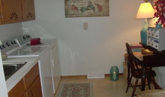 1521 S 7th St, Aberdeen, SD 57401