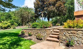 14 Dawn Ln, Coventry, RI 02816