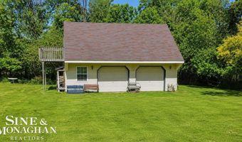 8892 Marr Rd, Almont, MI 48003