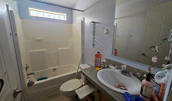 1320 NW 22nd Ct, Bell, FL 32619