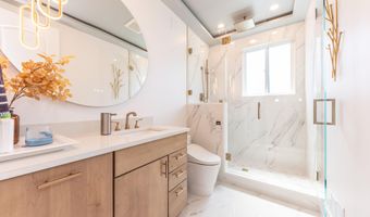 2376 Westbrooke Cir S, Ann Arbor, MI 48105