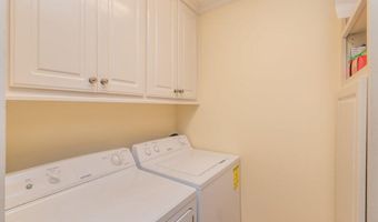 90 Manville Ave, Barnwell, SC 29812