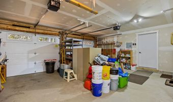 47 Dock Rd, Belmont, NH 03220