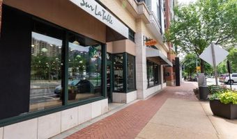 1101 S ARLINGTON RIDGE Rd 212, Arlington, VA 22202