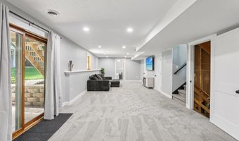 3601 Cosgrove Dr, Madison, WI 53719