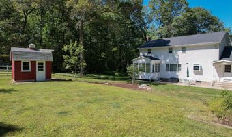 111 Lebanon Rd, Bethany, CT 06524