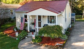 394 Long St, Amherst, OH 44001