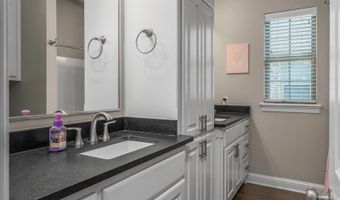 510 Linden Cir, Benton, LA 71006