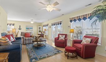 215 E Ft Macon Rd, Atlantic Beach, NC 28512