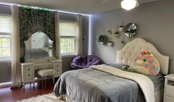 946 AQUA Ct, Annapolis, MD 21409
