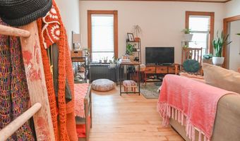 1003 N APPLETON St, Appleton, WI 54911