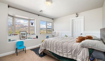 28 W Canal Dr, Brookside, UT 84782