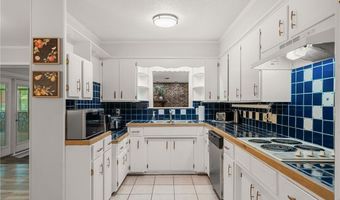 113 Ruth Dr, Arkoma, OK 74901