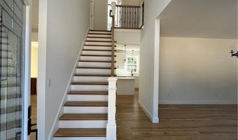 207 Shady Valley Rd, Coventry, RI 02816