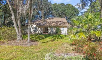 31 Chesterfield Lake Dr, Beaufort, SC 29906