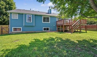 1003 Lisa Ct, Baldwin City, KS 66006