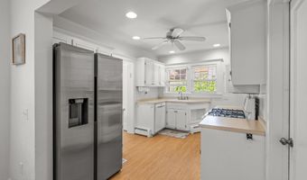 562 N Edgemere Dr, West Allenhurst, NJ 07711