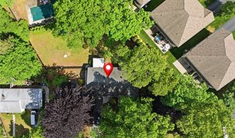 1414 New London Ave, Cranston, RI 02920