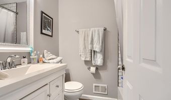 108 N MADEIRA St N, Baltimore, MD 21231