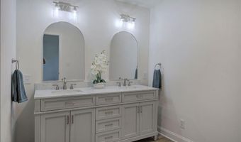 4749 COX St SE, Acworth, GA 30101