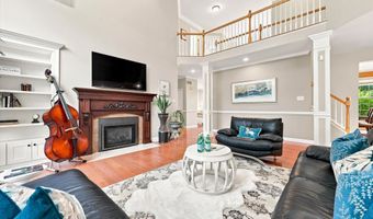 637 CHATSWORTH Dr, Ambler, PA 19002