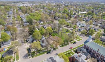 418 Ormsby St, Adrian, MI 49221