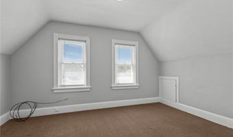 9 Gardner Ave, Cranston, RI 02910