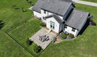 106 Flower Dr, Albion, IL 62806