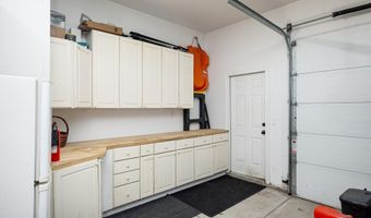 2135 Tuomy Rd, Ann Arbor, MI 48104