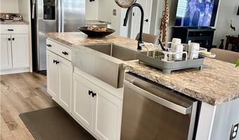 16 Valiant Dr, Coventry, RI 02816