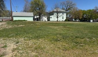 813 16th St, Aurora, NE 68818