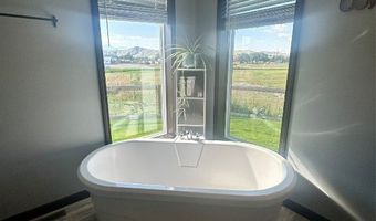 1102 E 2nd St, Big Timber, MT 59011