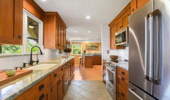 679 Kaapuni Pl, Kihei, HI 96753