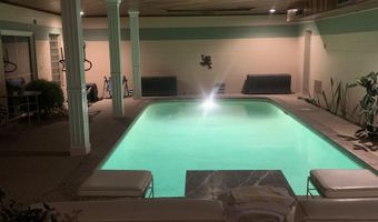 812 S Clowe Ave, Artesia, NM 88210