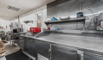 31 COTTAGE St, Bayonne, NJ 07002